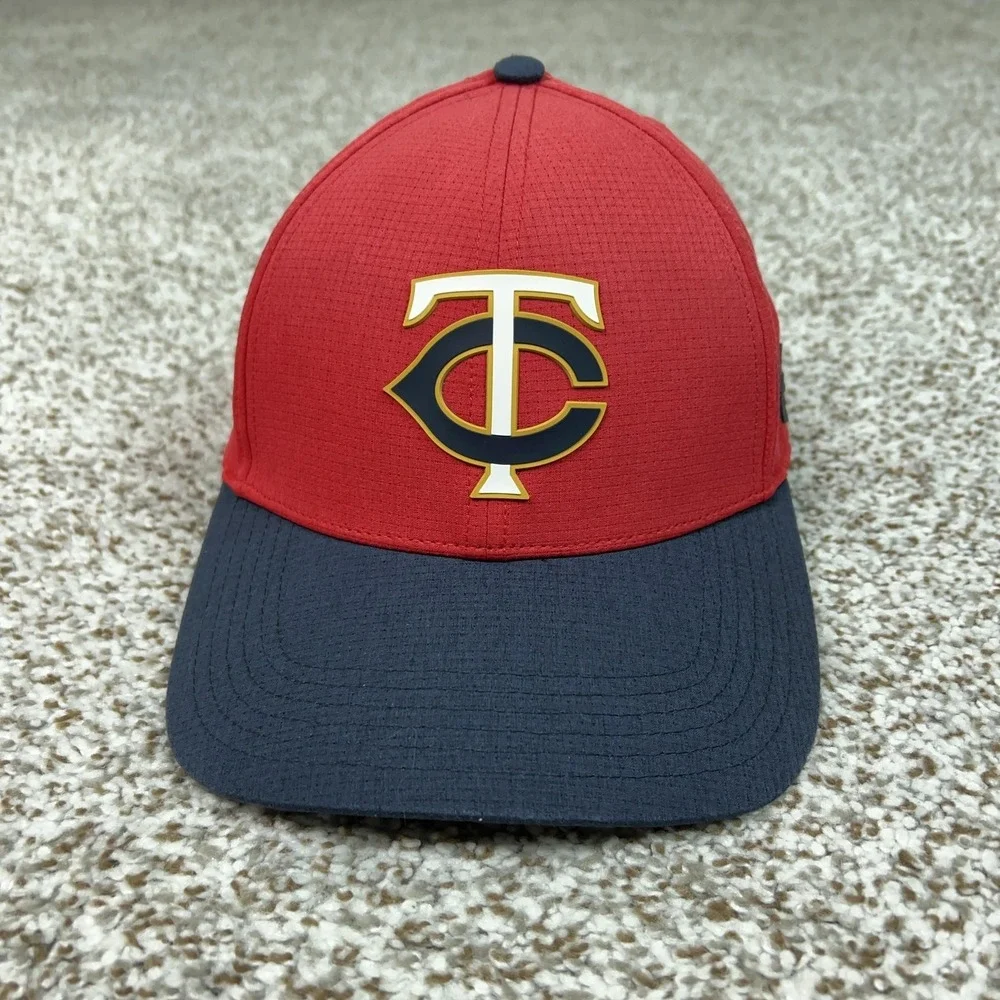 Minnesota Twins Hat Cap Strap Back Mens One Size Red‎ MLB Baseball Under Armour